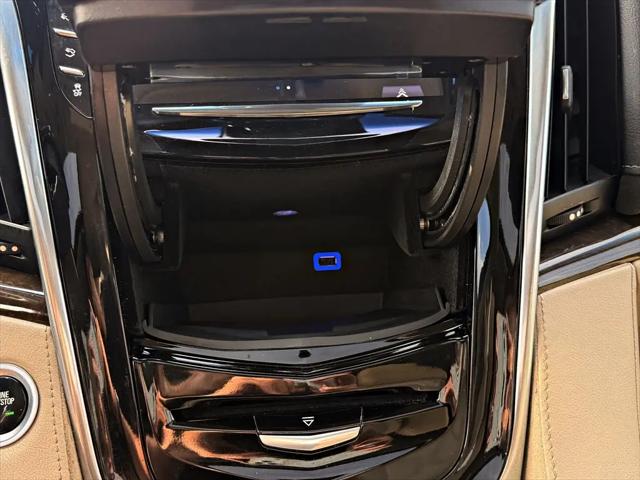2019 Cadillac Escalade ESV Luxury