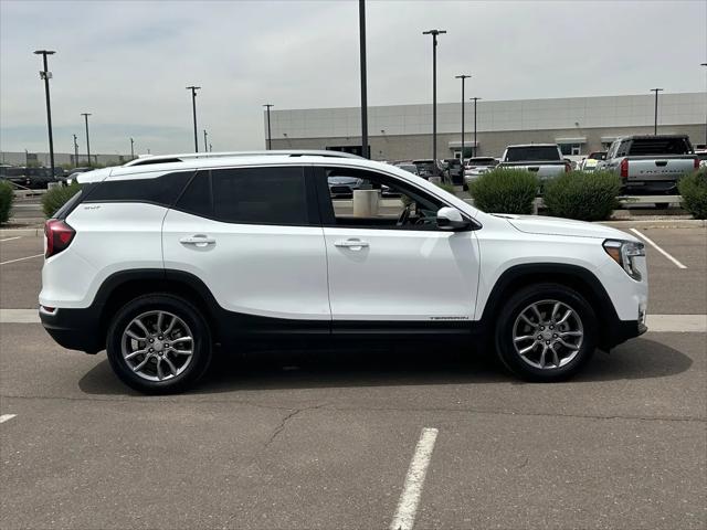 2024 GMC Terrain AWD SLT