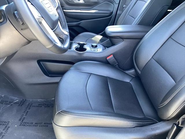 2024 GMC Terrain AWD SLT