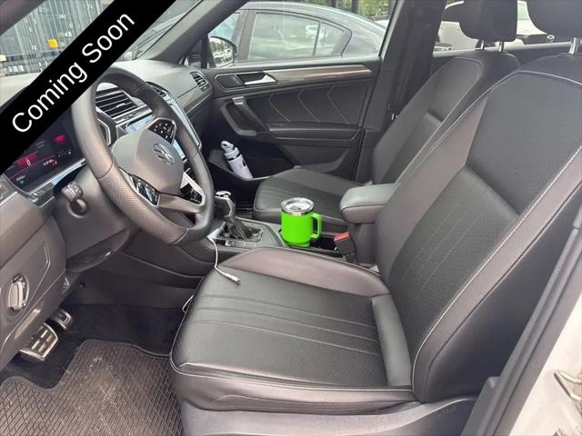 2022 Volkswagen Tiguan 2.0T SE R-Line Black