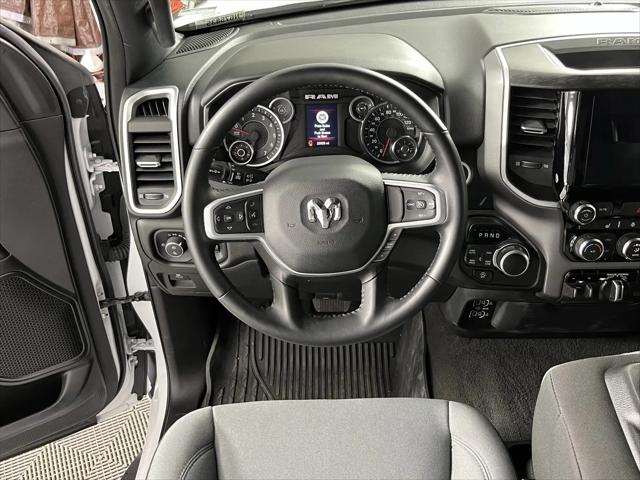 2023 Ram 1500 Big Horn Crew Cab 4x4 5'7" Box