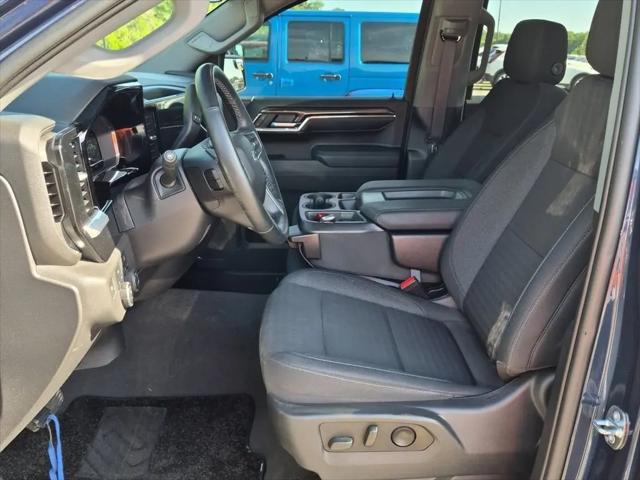 2023 Chevrolet Silverado 1500 4WD Crew Cab Short Bed LT with 2FL