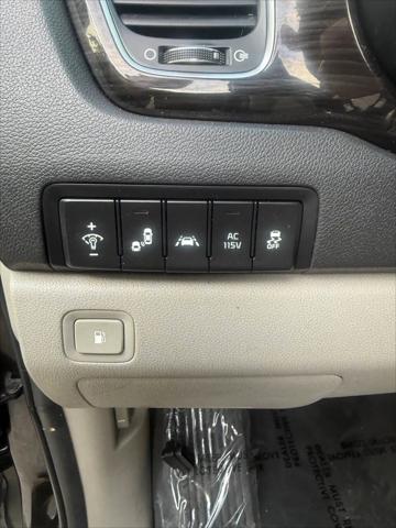 2019 Kia Sedona SX