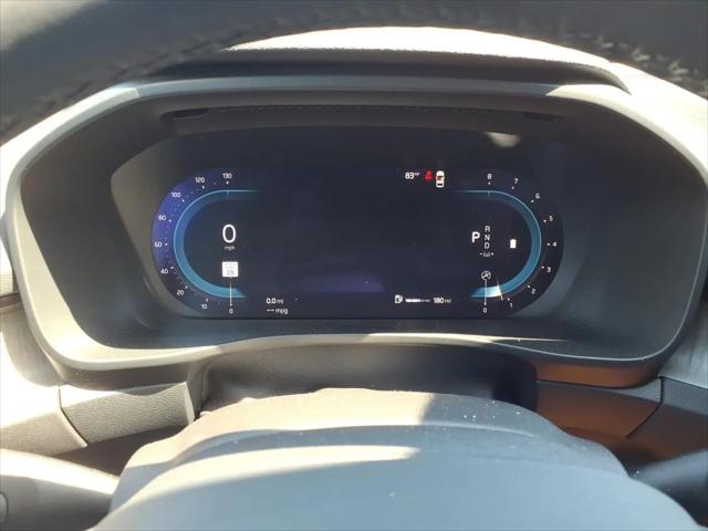 2024 Volvo XC40 B5 Ultimate Bright Theme