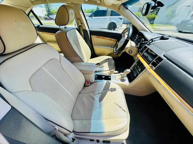 2011 Lincoln MKZ FWD