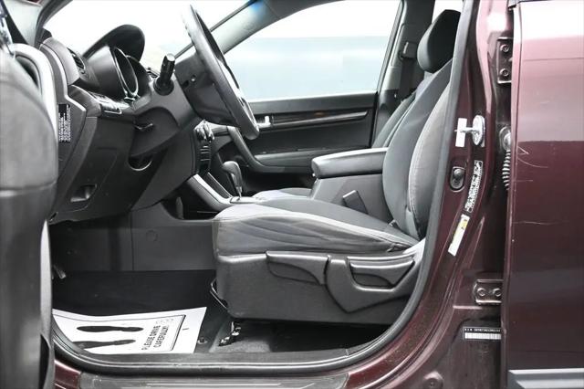 2011 Kia Sorento LX