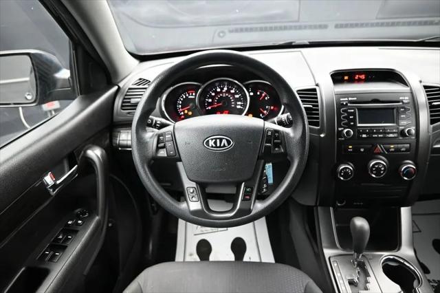 2011 Kia Sorento LX