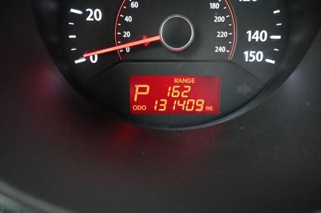 2011 Kia Sorento LX