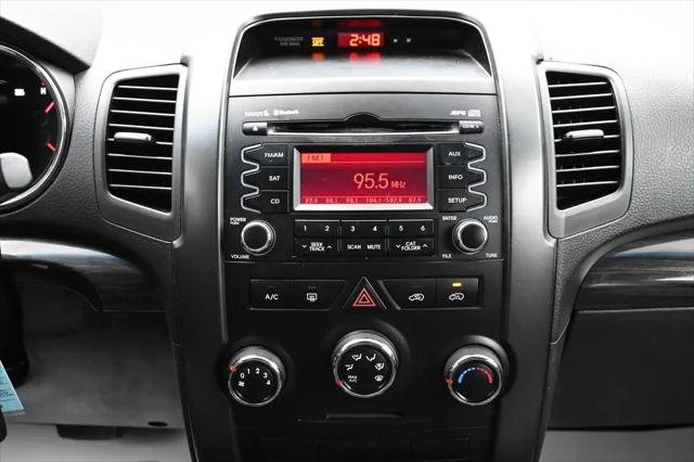 2011 Kia Sorento LX