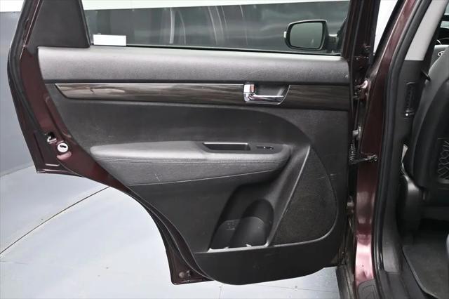 2011 Kia Sorento LX