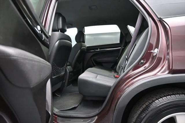 2011 Kia Sorento LX