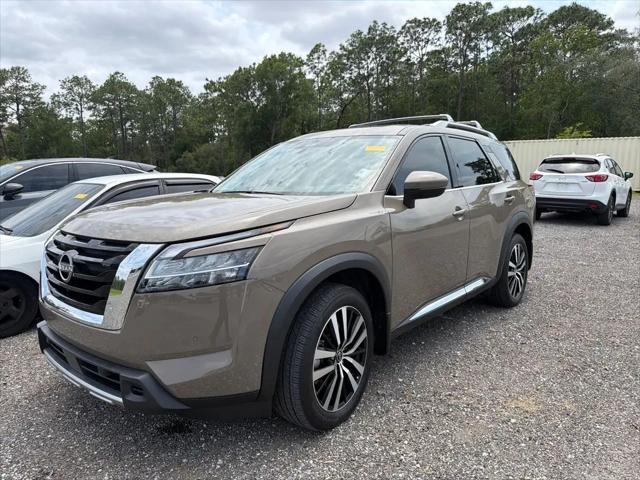 2024 Nissan Pathfinder Platinum FWD