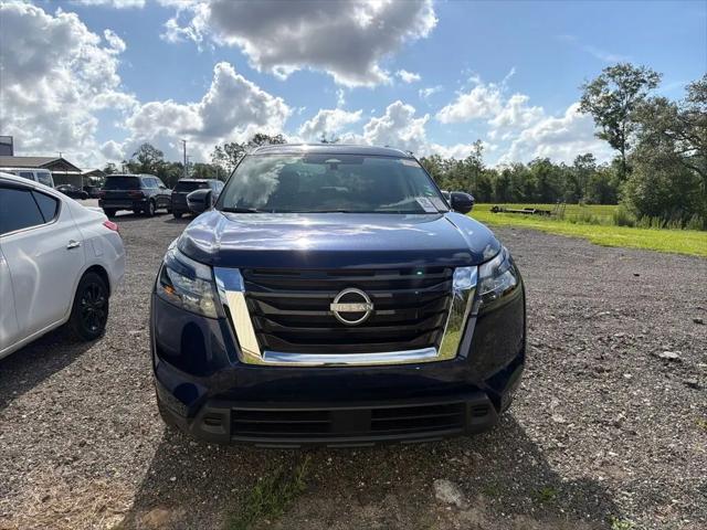 2025 Nissan Pathfinder SV 4WD