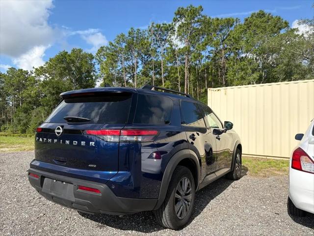 2025 Nissan Pathfinder SV 4WD