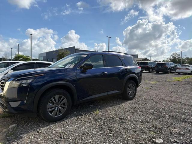 2025 Nissan Pathfinder SV 4WD