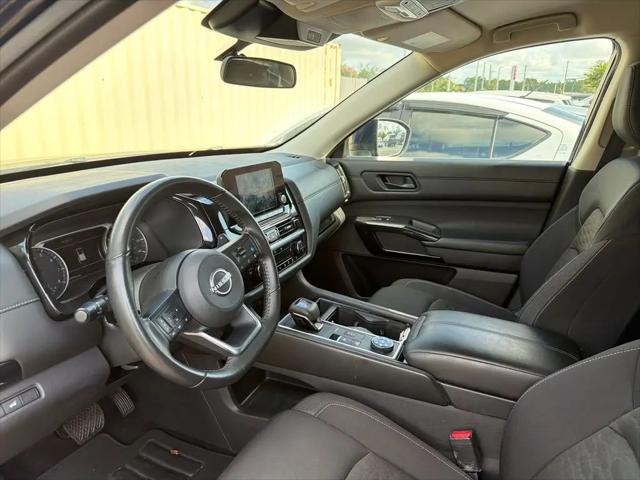 2025 Nissan Pathfinder SV 4WD