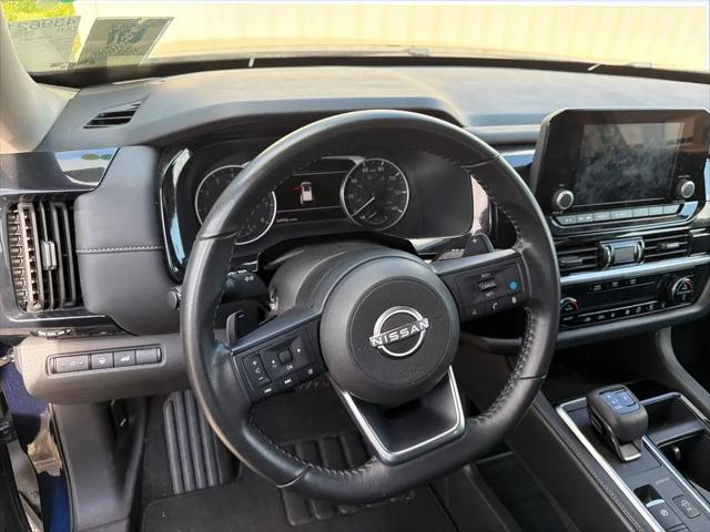 2025 Nissan Pathfinder SV 4WD