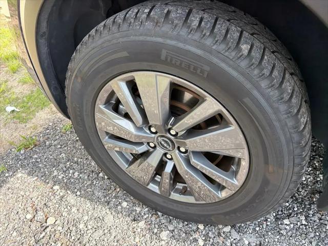 2025 Nissan Pathfinder SV 4WD