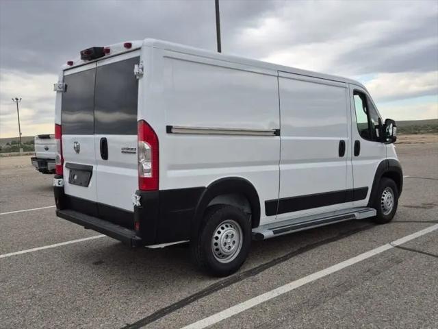 2025 Ram ProMaster 2500 Cargo Van Tradesman Low Roof 136" WB w/Pass Seat