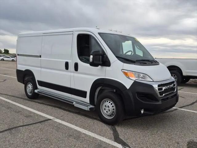 2025 Ram ProMaster 2500 Cargo Van Tradesman Low Roof 136" WB w/Pass Seat