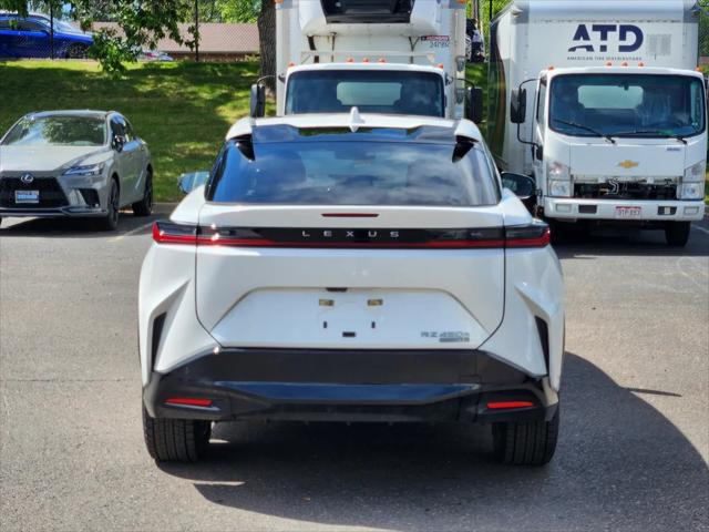 2023 Lexus RZ 450e Premium