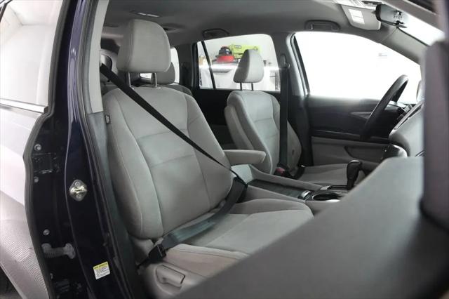 2016 Honda Pilot LX