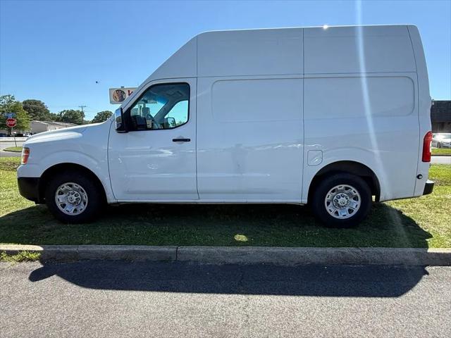 2020 Nissan 3500 SV High Roof V8
