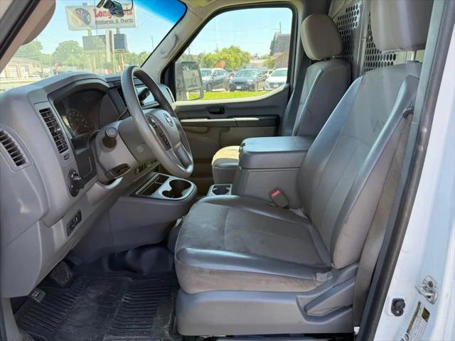 2020 Nissan 3500 SV High Roof V8
