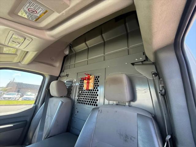 2020 Nissan 3500 SV High Roof V8