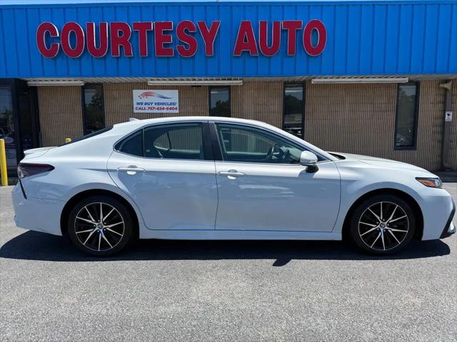 2023 Toyota Camry SE