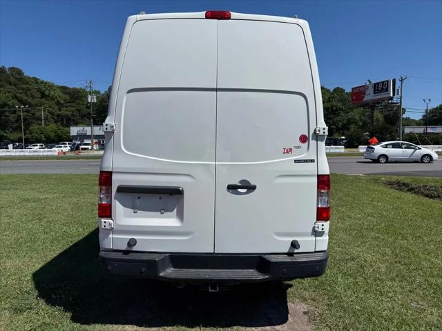 2020 Nissan 2500 SV High Roof V8