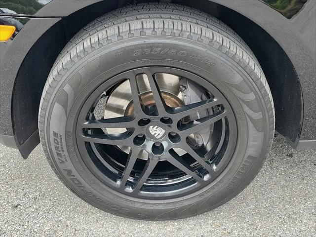 2018 Porsche Macan Macan