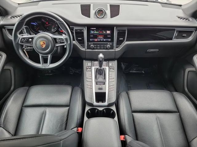 2018 Porsche Macan Macan