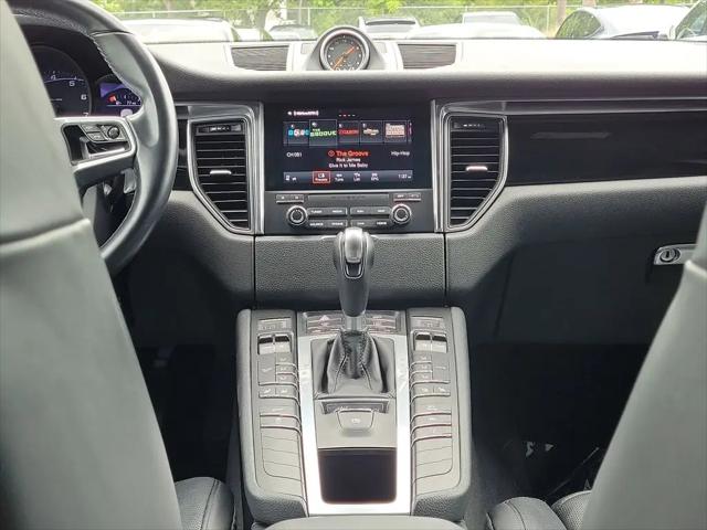 2018 Porsche Macan Macan
