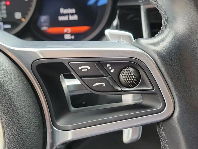 2018 Porsche Macan Macan