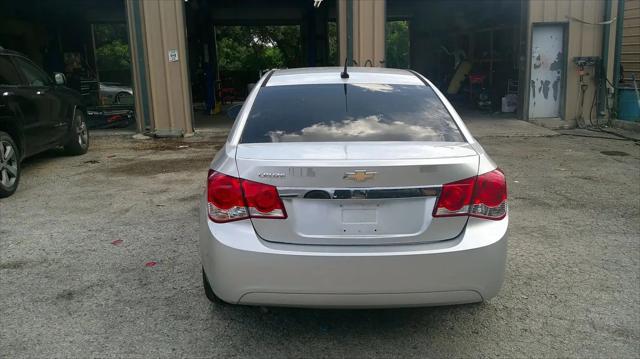 2011 Chevrolet Cruze LS
