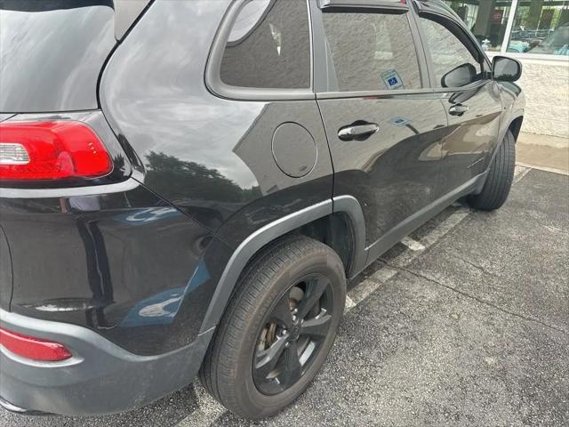 2016 Jeep Cherokee Altitude