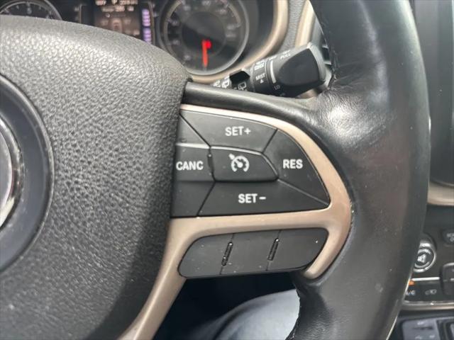 2016 Jeep Cherokee Altitude