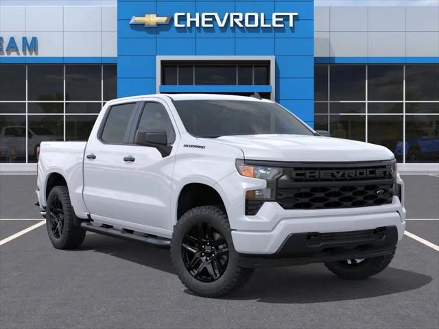 2026 Chevrolet Silverado 1500 4WD Crew Cab Short Bed Custom