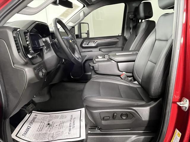 2025 Chevrolet Silverado 3500HD Crew Cab, Standard Bed, LTZ, 4WD