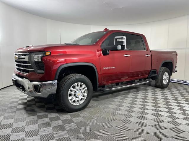 2025 Chevrolet Silverado 3500HD Crew Cab, Standard Bed, LTZ, 4WD