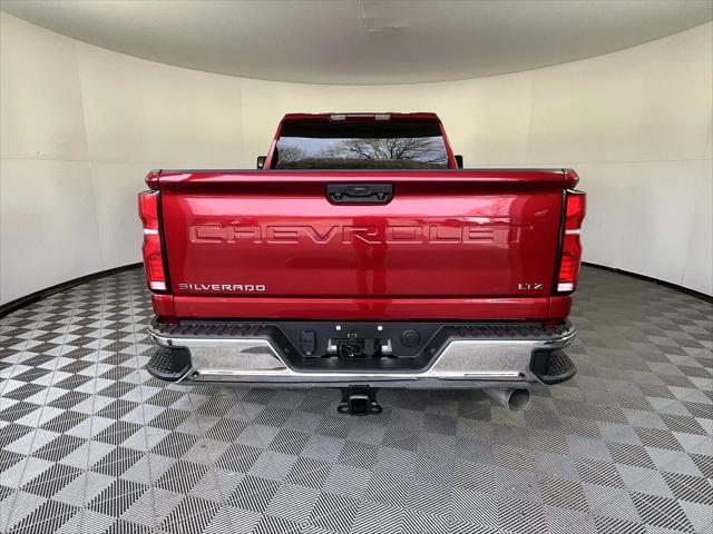 2025 Chevrolet Silverado 3500HD Crew Cab, Standard Bed, LTZ, 4WD