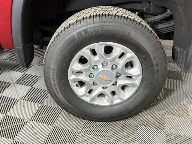 2025 Chevrolet Silverado 3500HD Crew Cab, Standard Bed, LTZ, 4WD