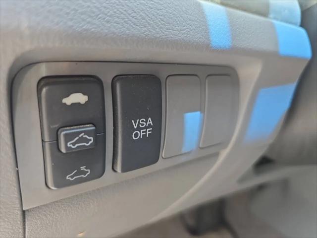 2004 Acura TSX Base