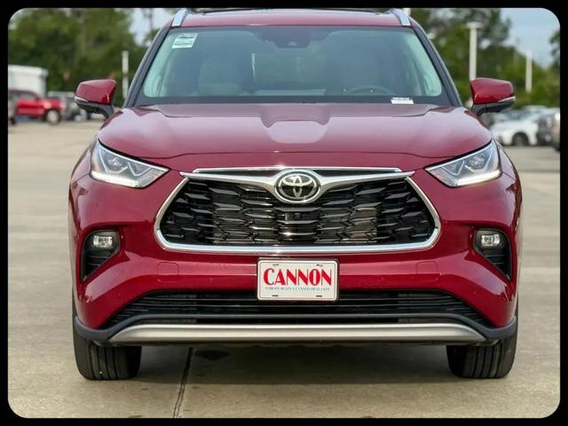 2026 Toyota Highlander Hybrid Platinum