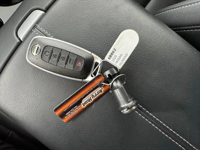 2025 Nissan Murano SL