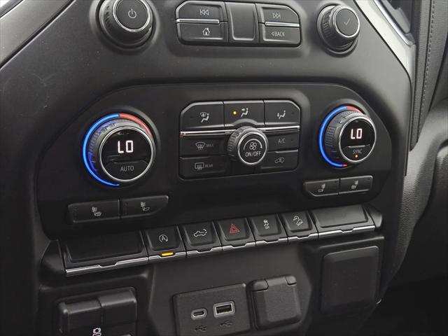 2021 Chevrolet Silverado 1500 4WD Crew Cab Short Bed RST