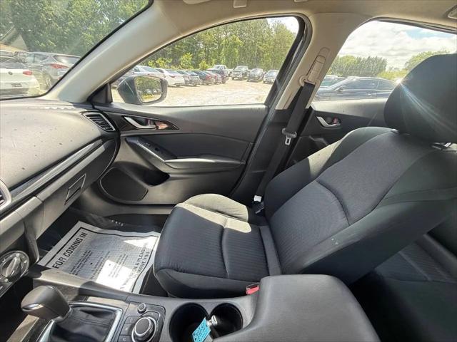 2015 Mazda Mazda3 i Sport