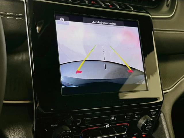 2023 Jeep Grand Cherokee L Altitude 4x4
