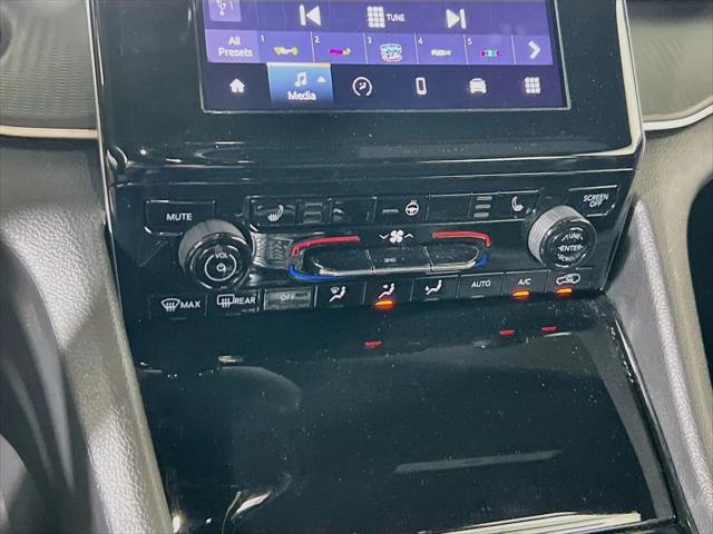 2023 Jeep Grand Cherokee L Altitude 4x4